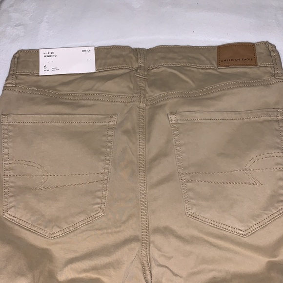 AMERICAN EAGLE hi-rise khaki jeggings - Picture 4 of 4